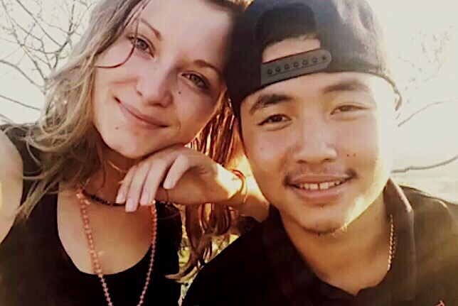 Portrait de marine et Dédé les propriétaire de la homestay "La maison"-Province de Chiang Rai-Thailande du nord